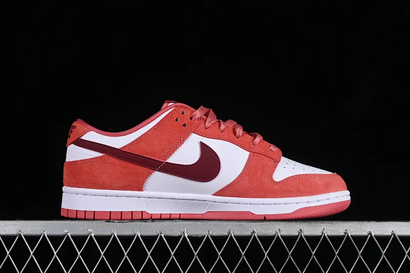 All Categories Nk SB Dunk Series Nk SB Dunk Low Low-top Sneakers Foreign Trade Version Nk SB Dunk Low Retro "Valentine's Day 2024" White Rose Red Valentine's Day SB Low-top Casual Sports Skateboard Shoes FQ7056-100